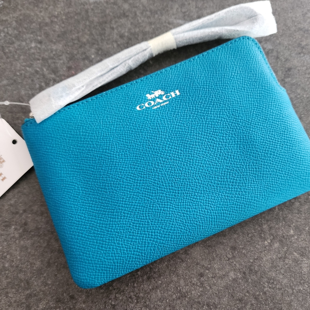 Coach Corner Zip Wristlet In Teal